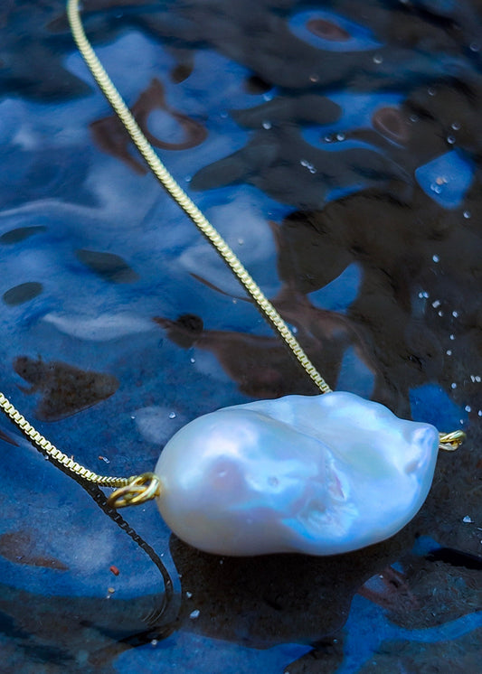 Choker Tengerfény — Luz do Mar