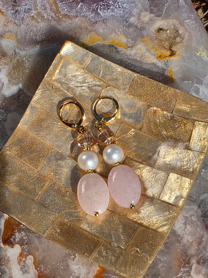 Brincos Rózsa Fény — Luz Rosa