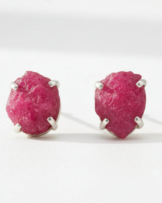 Brincos do magnetismo (Rubi bruto)